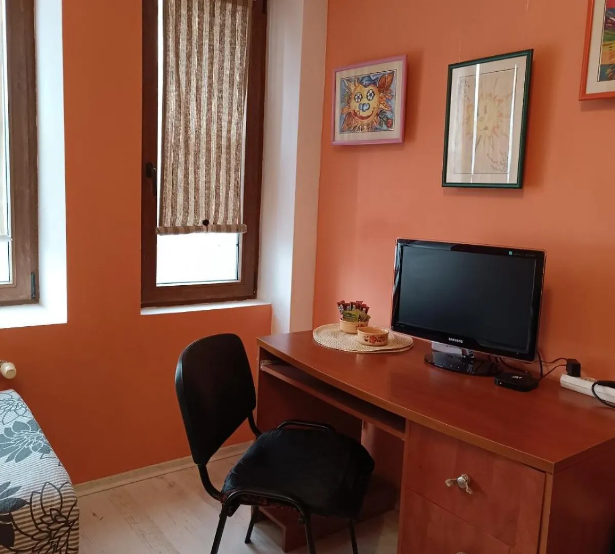 The Sunny Studio Sofia Apartment